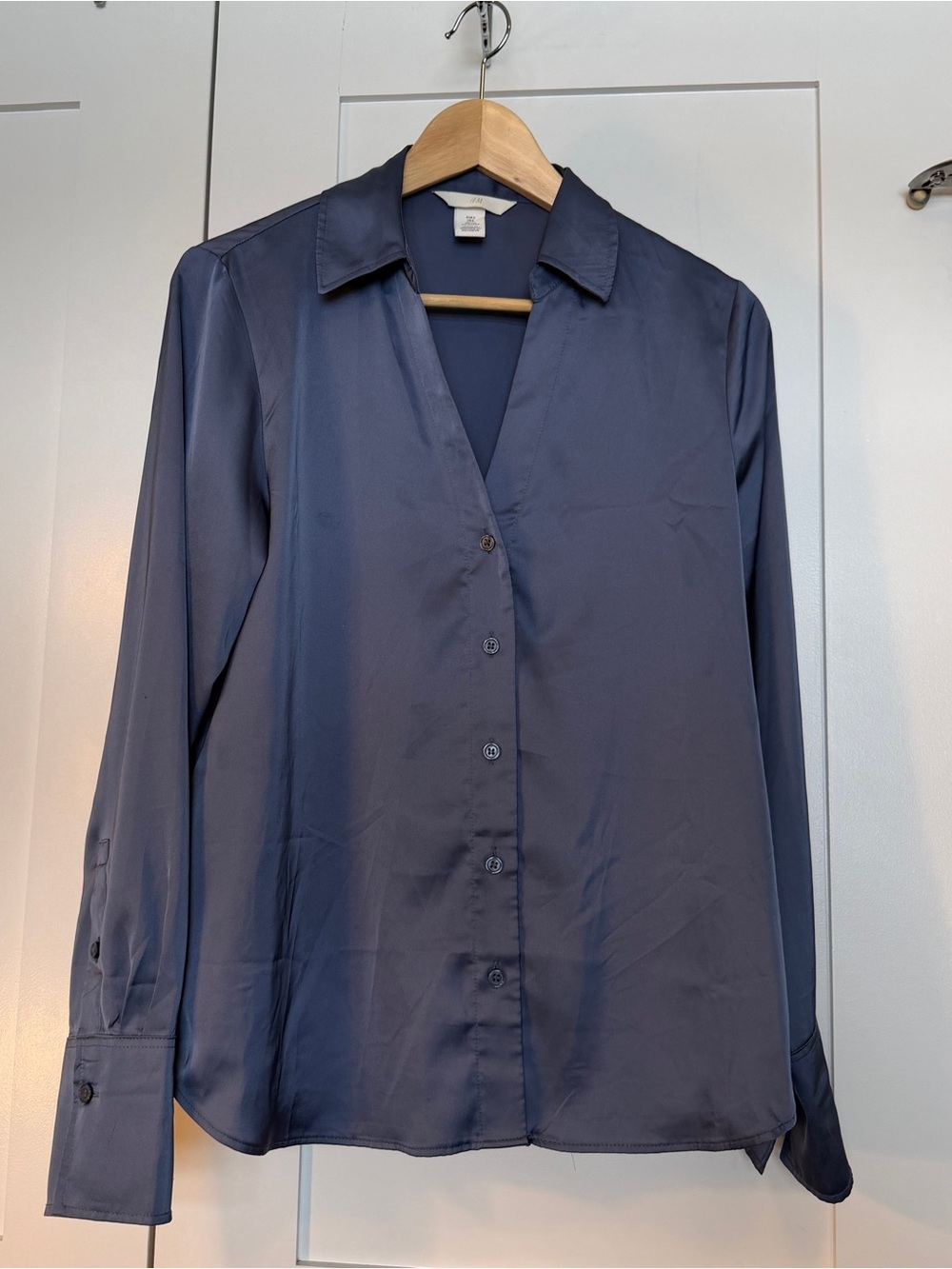 H&M Navy Button-Front V-Neck Long-Sleeve Blouse